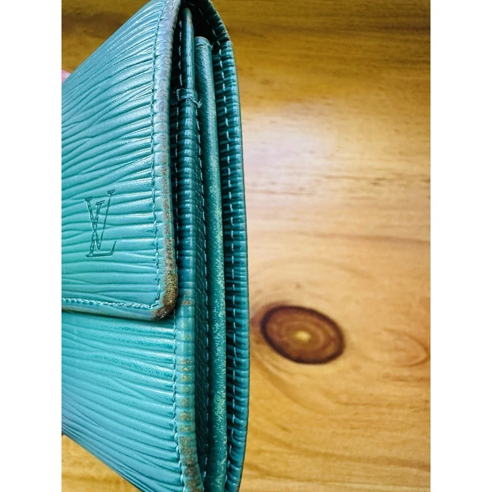 LOUIS VUITTON‎ Long Wallet Epi Porneo Green Women's Inner Zipper Pre-owned